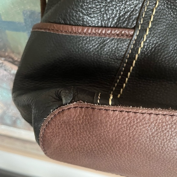 Vintage Fossil Leather Shoulder Bag - Picture 8 of 14